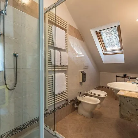 Mini Wine & Dreams 3*