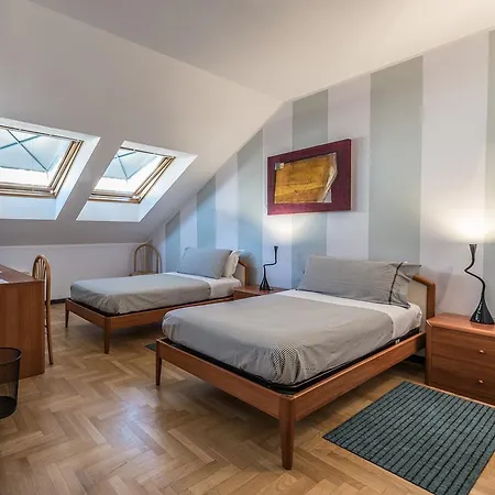 Mini Wine & Dreams ألبا