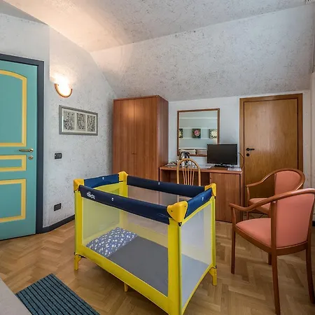 Mini Wine & Dreams 3*