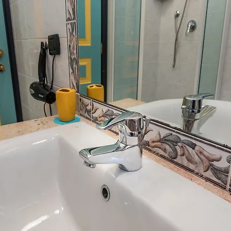 Mini Wine & Dreams בית הארחה 3*