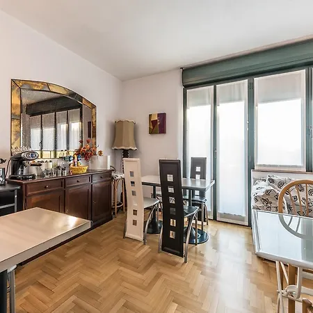 بيت ضيافة Mini Wine & Dreams ألبا